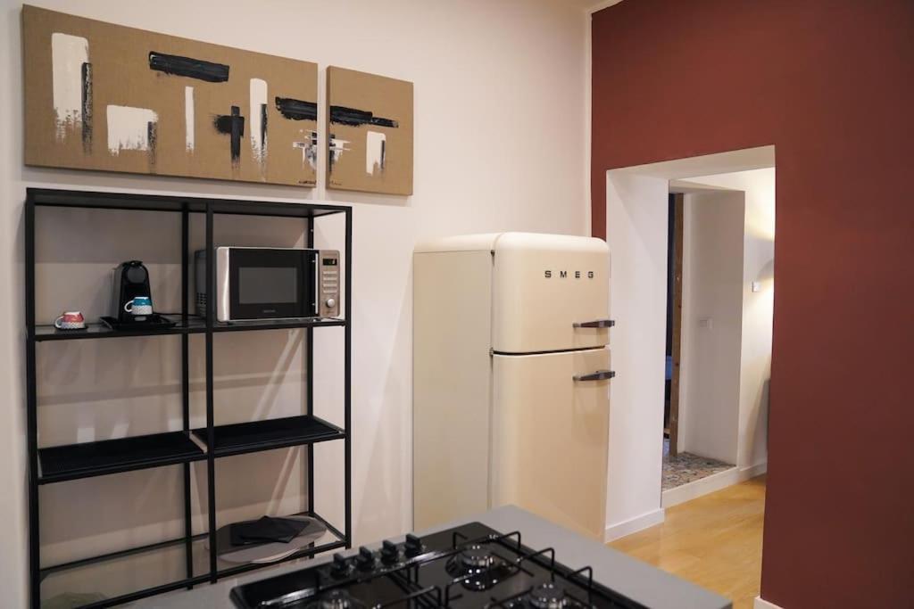 Trasteverina Chic House ローマ エクステリア 写真