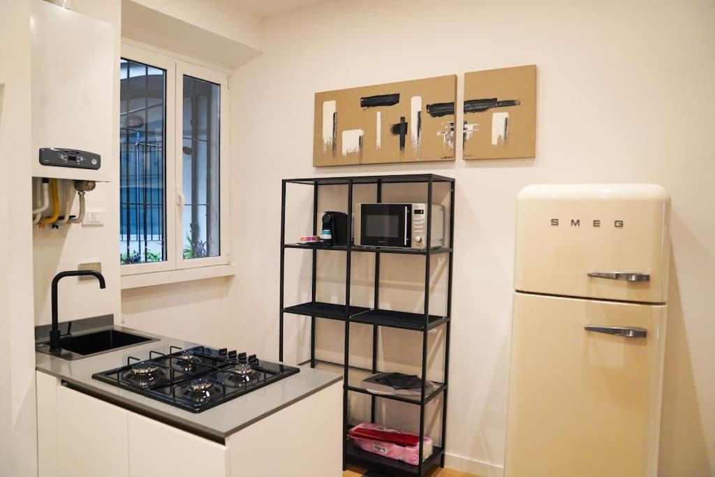 Trasteverina Chic House ローマ エクステリア 写真