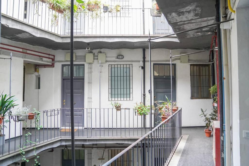 Trasteverina Chic House ローマ エクステリア 写真